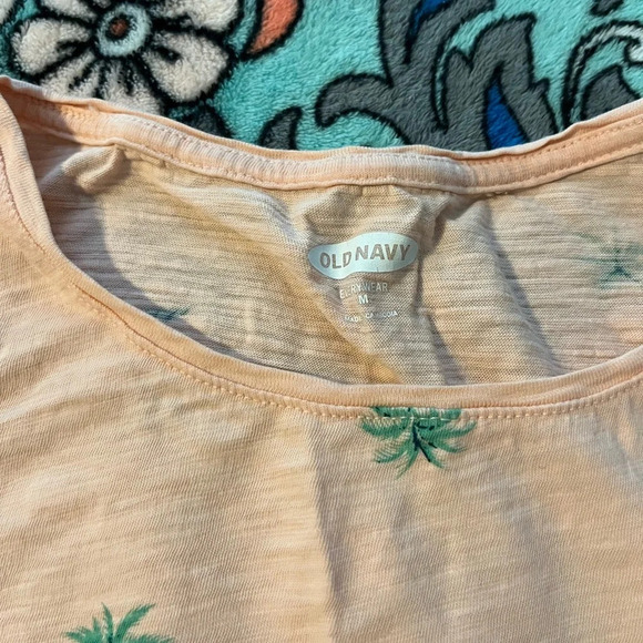 Old Navy Wear Every wear Tank - Picture 5 of 7